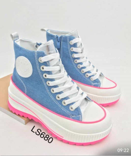 Sneaker Gr 36