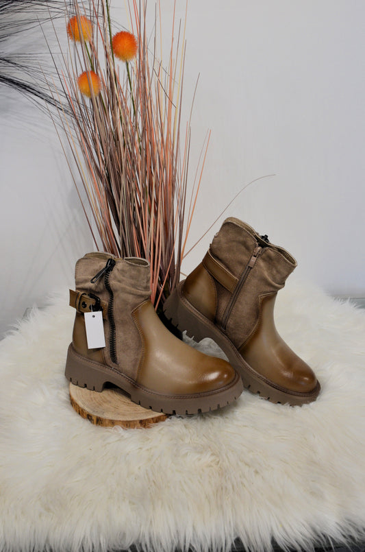Stiefelette beige